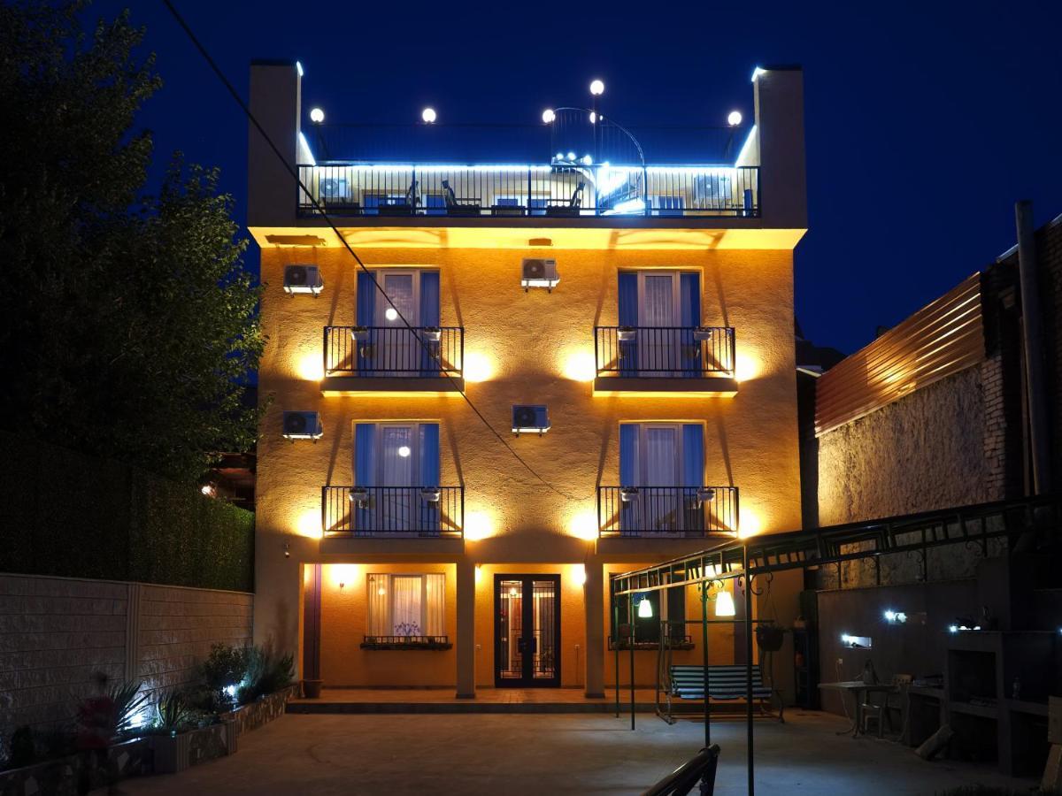 Hotel Banihills Tbilisi Exterior foto